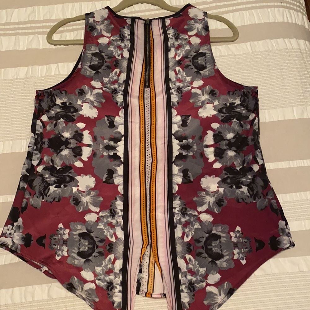 Mossimo top - Picture 7 of 7